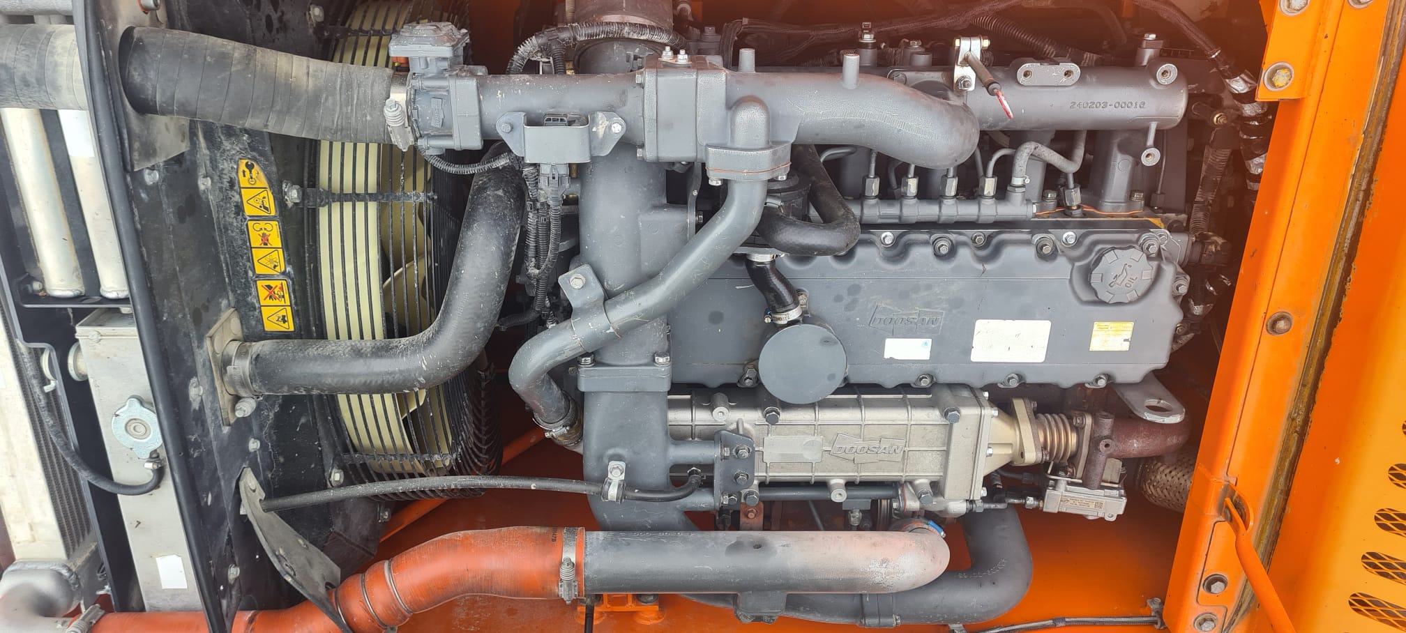 Doosan DX225LC