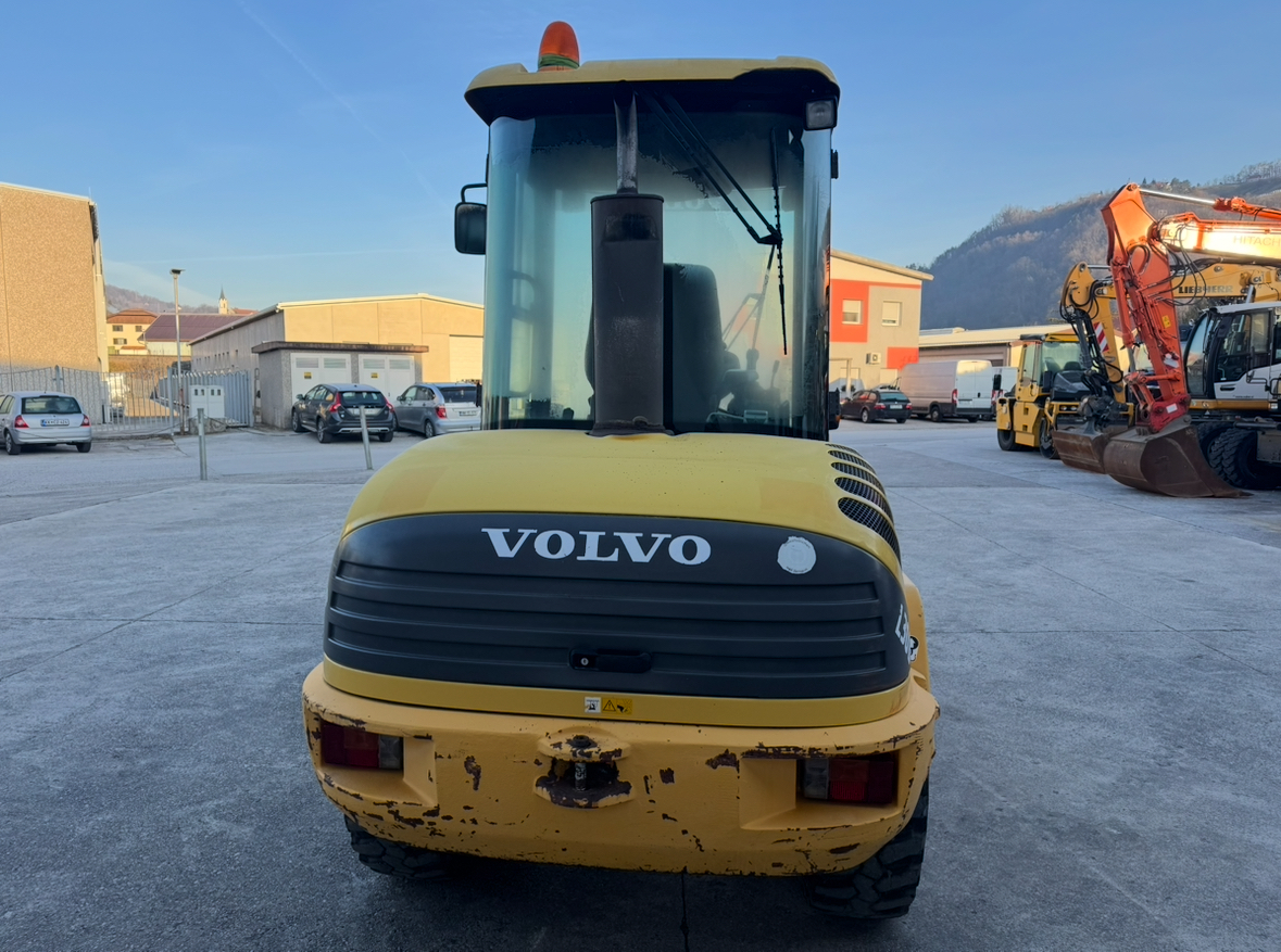 Volvo L30