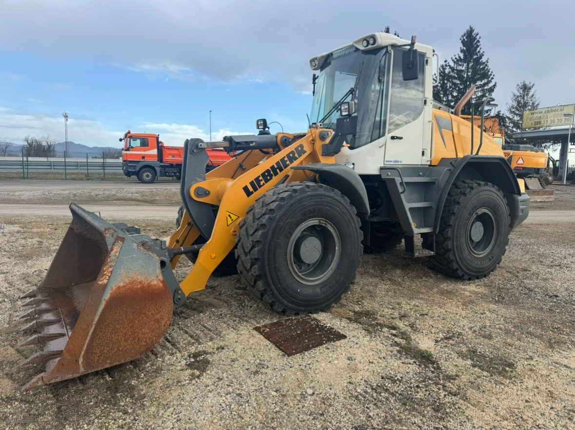 Liebherr L538
