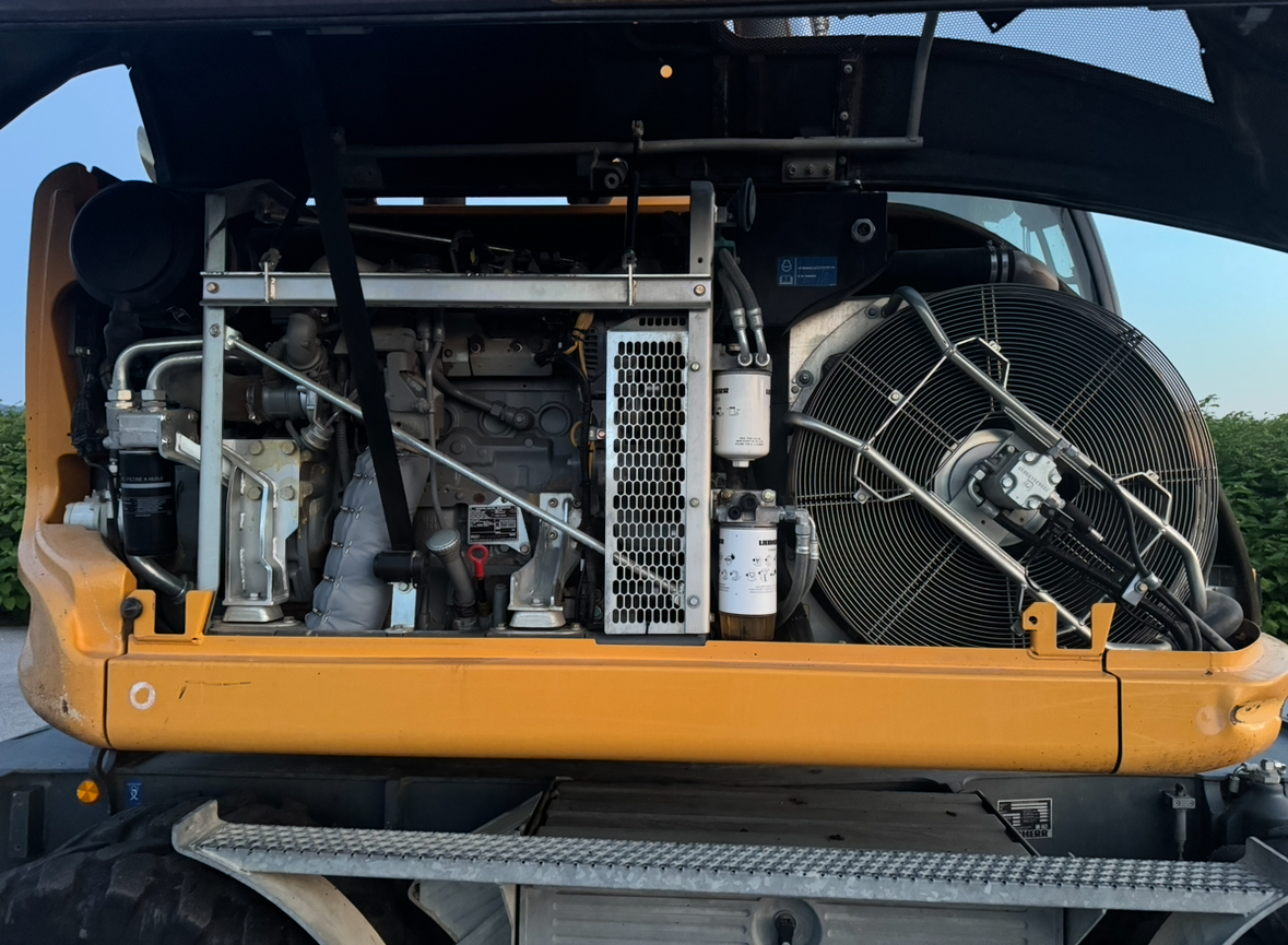 Liebherr 914 Compact