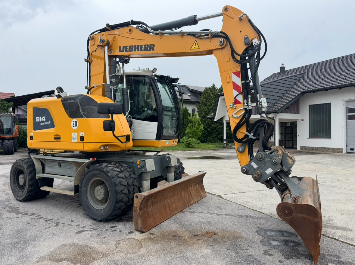 Liebherr 914 Compact