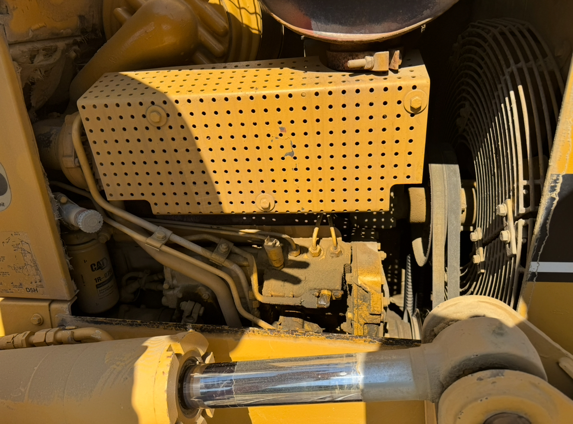 Caterpillar D5H