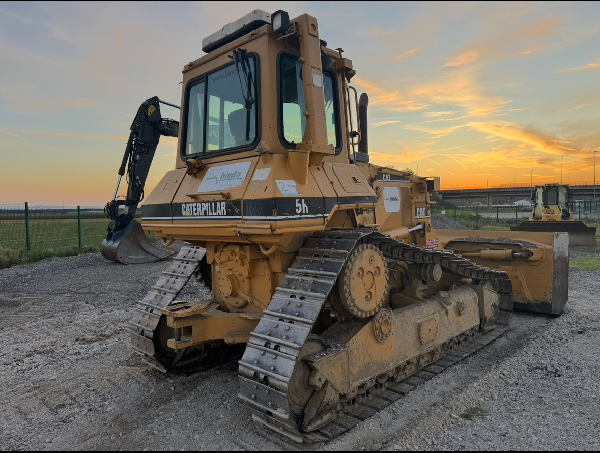 Caterpillar D5H
