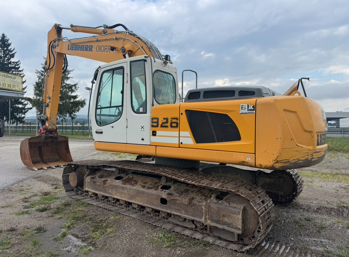 Liebherr R926 Litronic