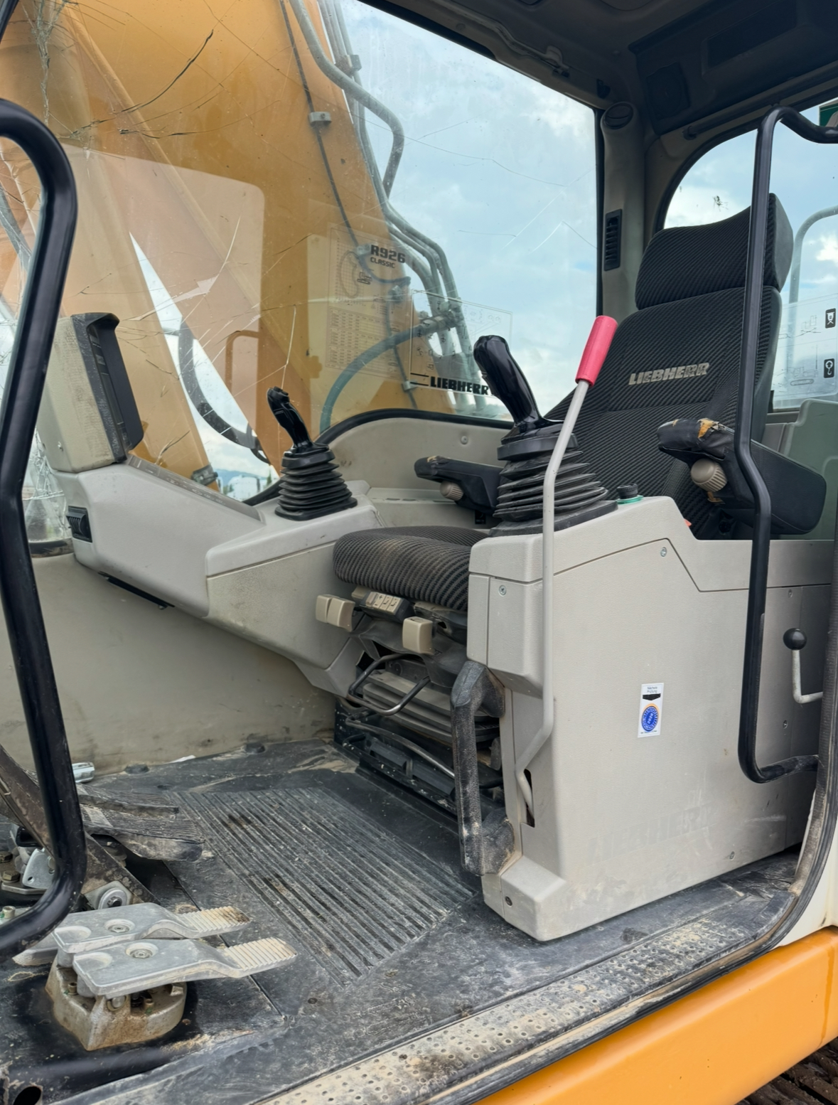 Liebherr R926 Litronic