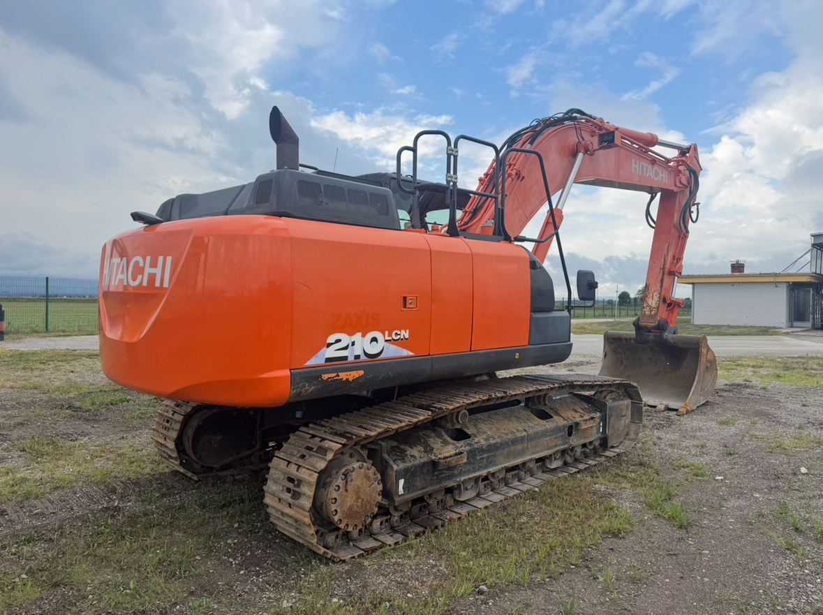 Hitachi ZX210LCN-6