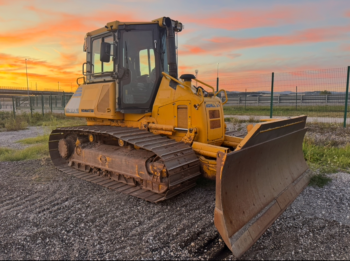 Komatsu D51PX