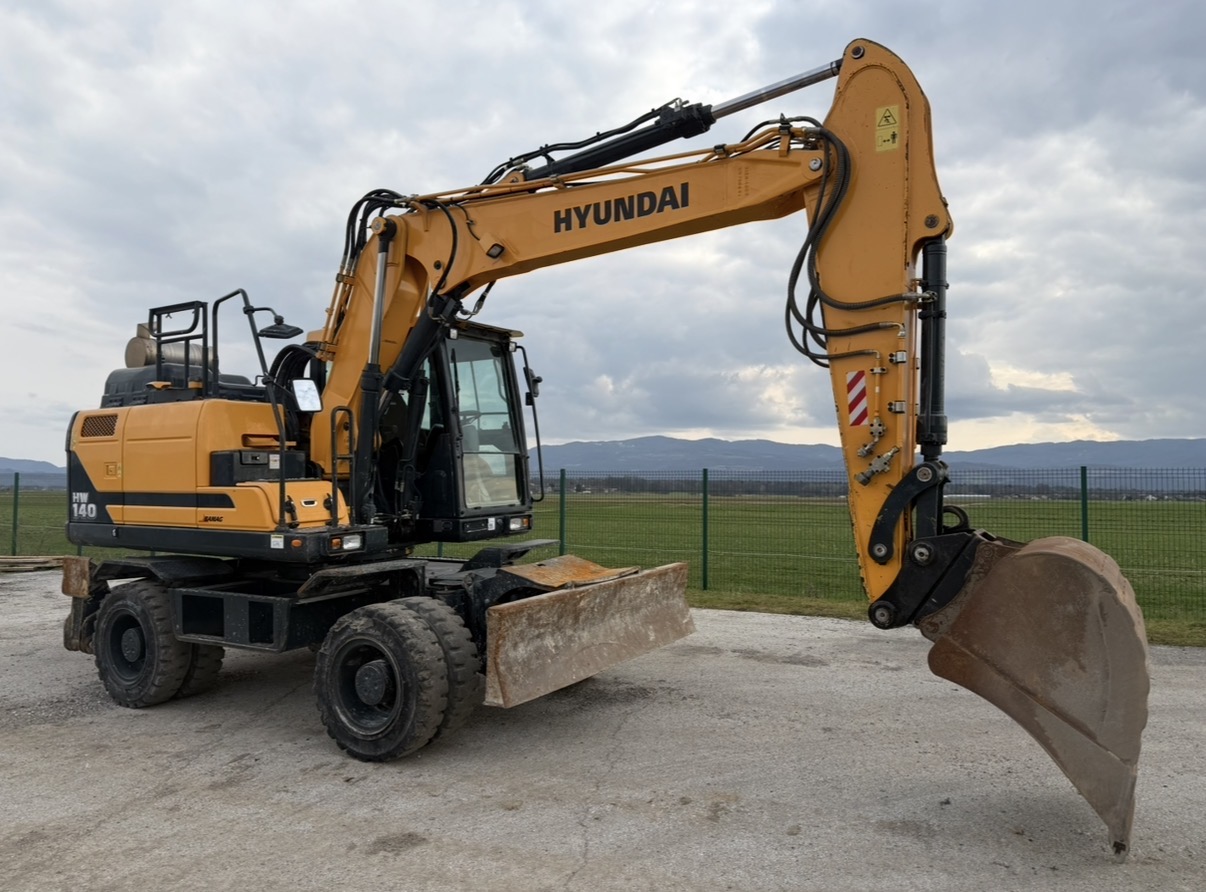 Hyundai HW140