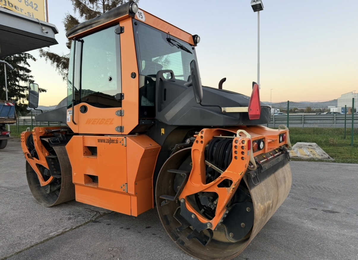 Bomag BW 174 AP-4iAM