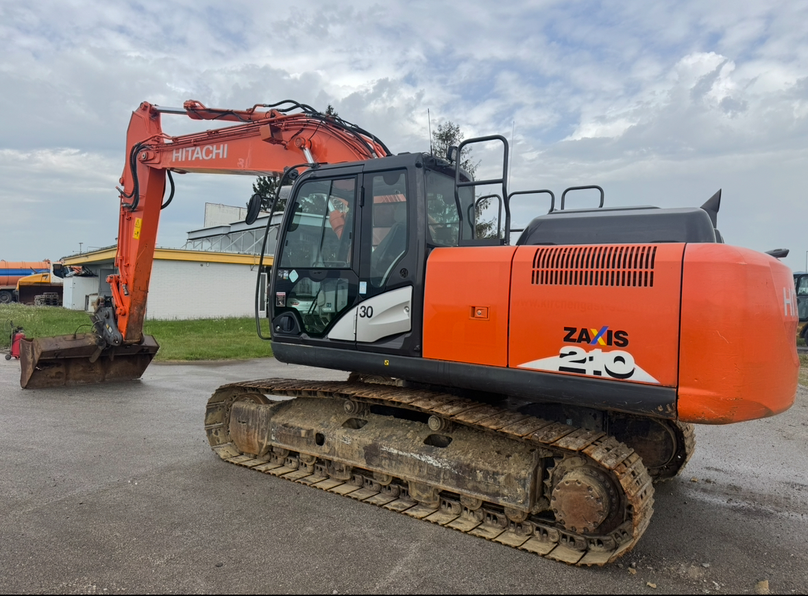 Hitachi ZX210