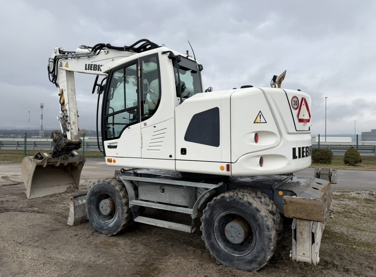 Liebherr A918 Compact 3X Zlica